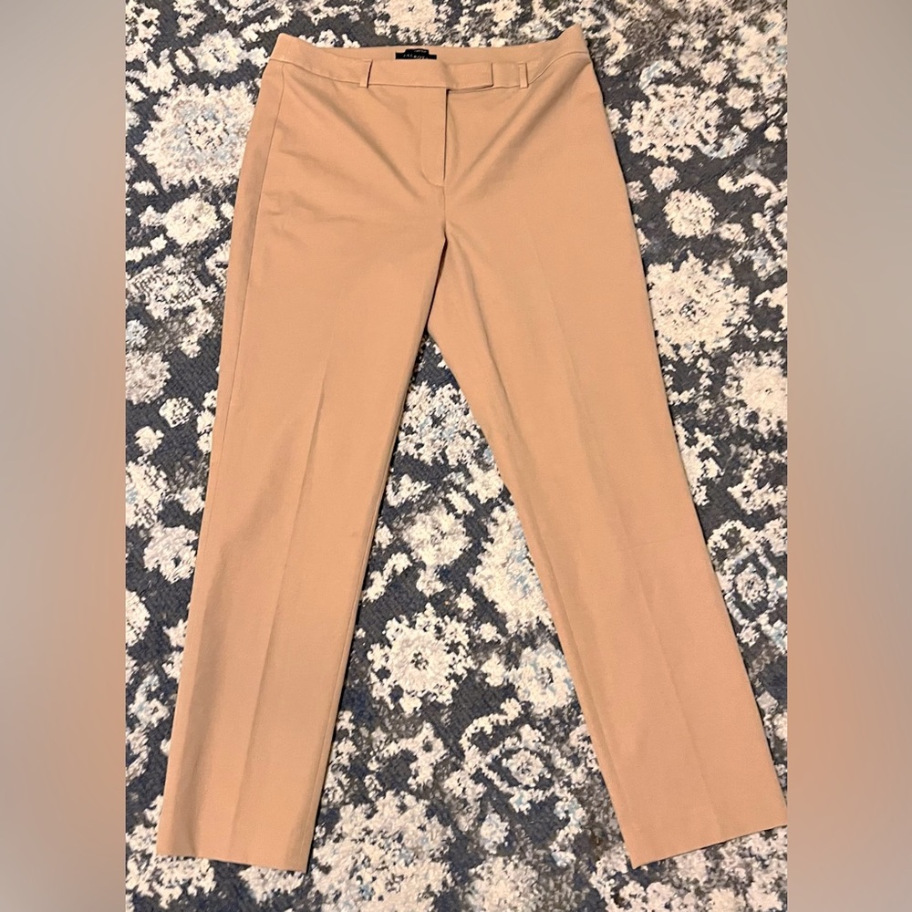 TALBOTS - NWT - STRAIGHT LEGGED PANTS - SIZE 12